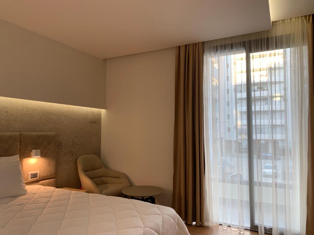 Marina Premium Hotel & Apartment Vlore Luaran gambar