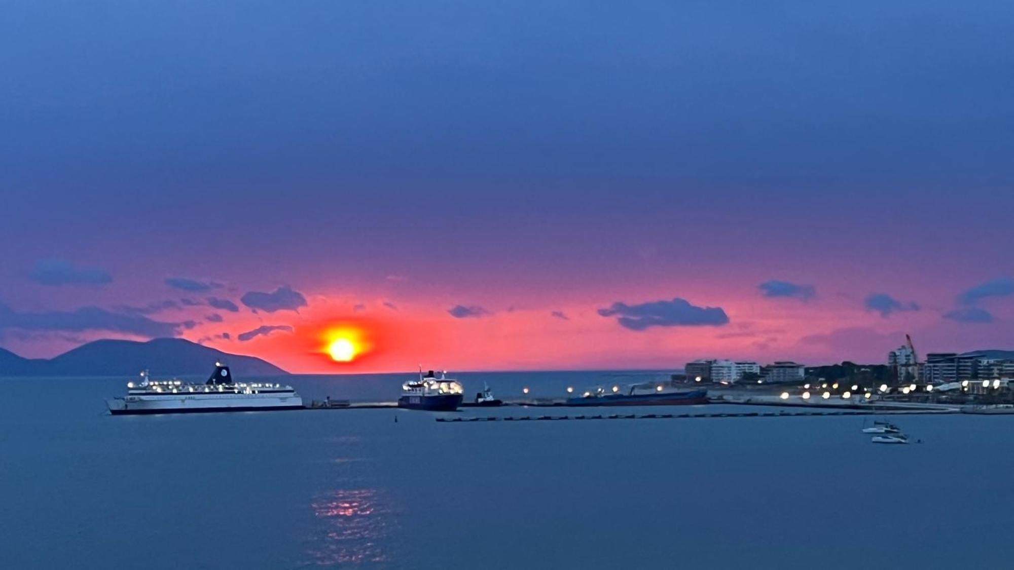 Marina Premium Hotel & Apartment Vlore Luaran gambar