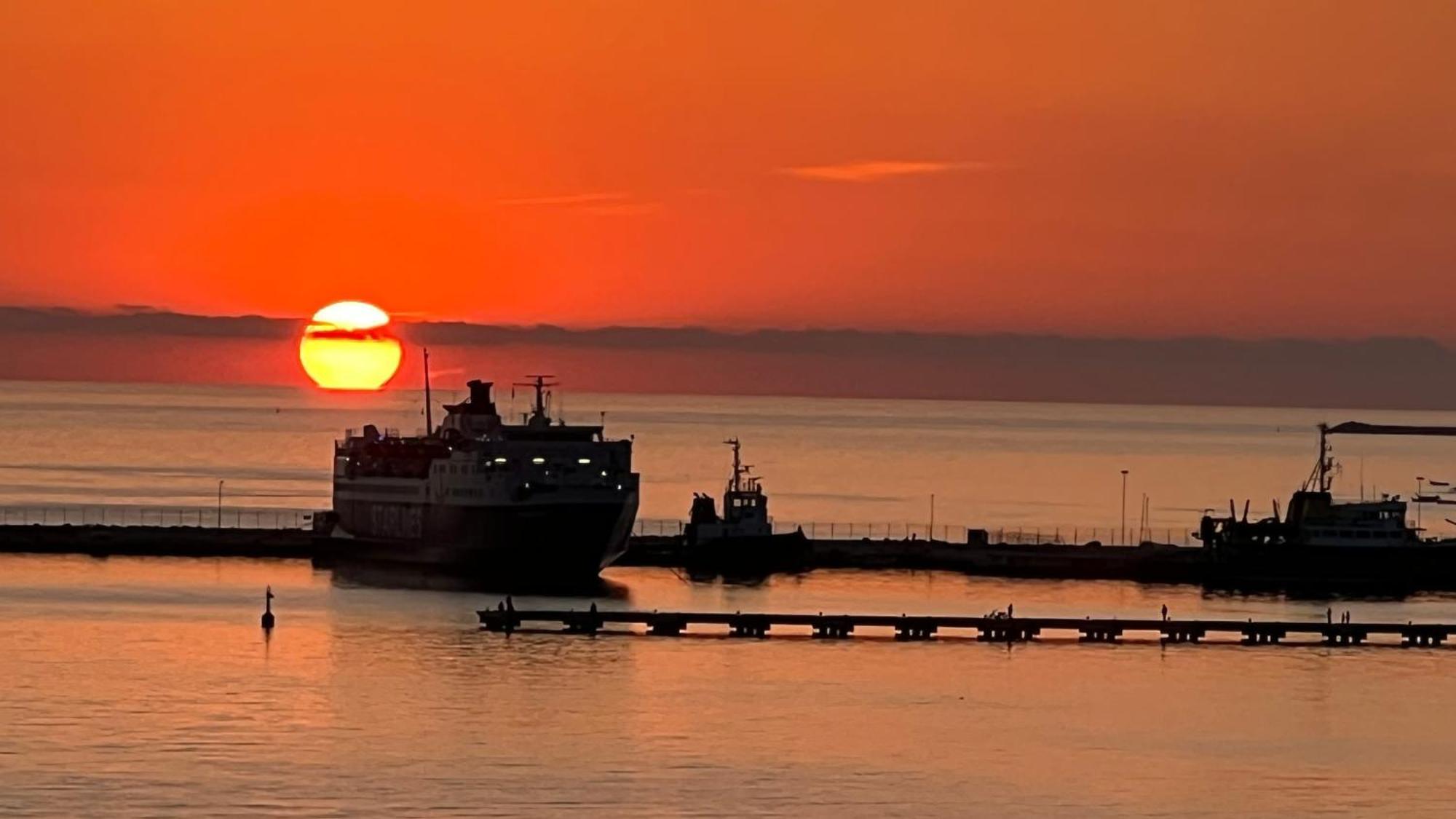 Marina Premium Hotel & Apartment Vlore Luaran gambar