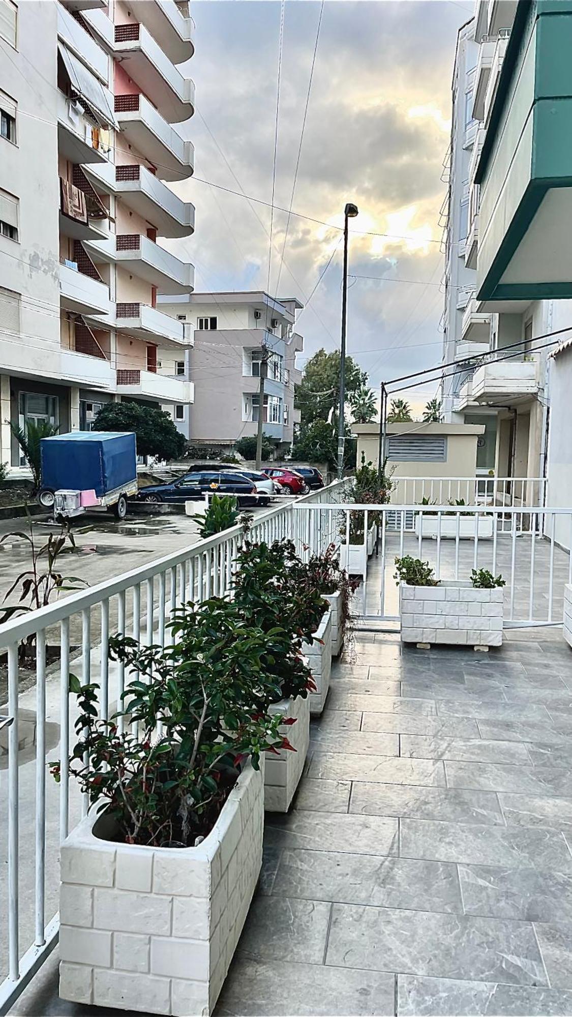 Marina Premium Hotel & Apartment Vlore Luaran gambar