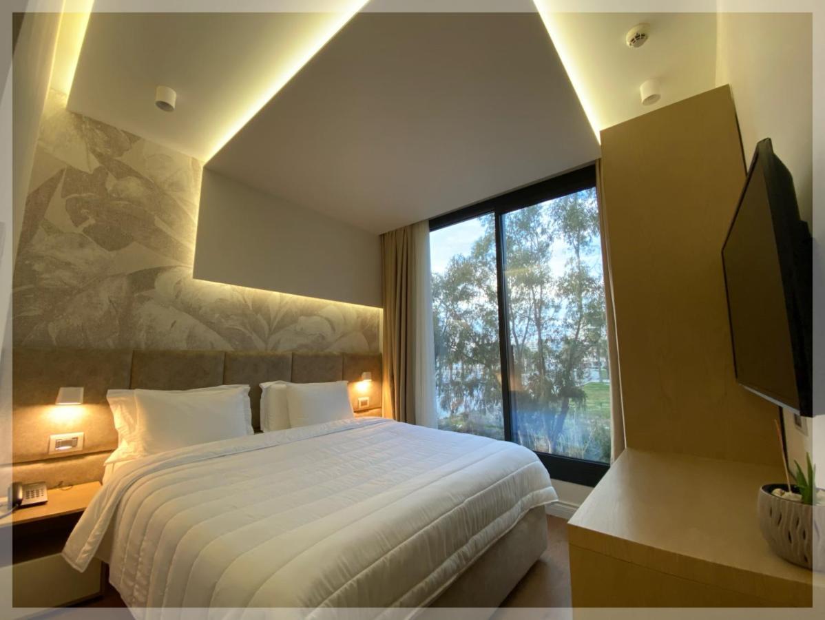 Marina Premium Hotel & Apartment Vlore Luaran gambar